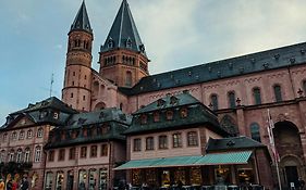Holiday Inn - The Niu, Mood Mainz By Ihg